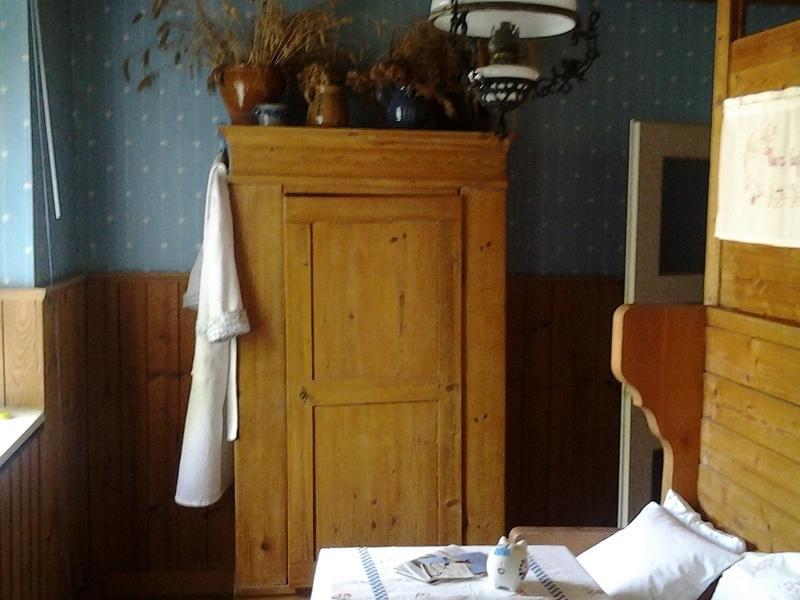 Gastehaus Zum Alten Schulhaus Hotel Miltenberg Quarto foto